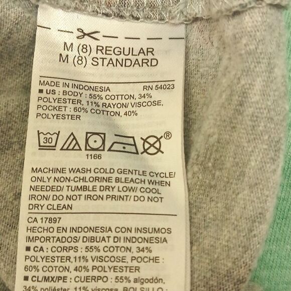 🩷OLD NAVY Boys Size 8 Regular Bear Surfing Tshirt. Gray/Multi colored - Picture 5 of 5